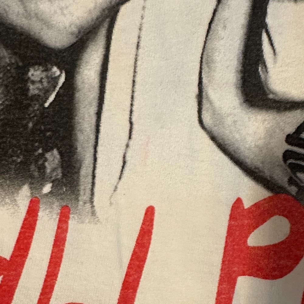 Red Hot chili peppers Graphic Tee - Picture 4 of 6